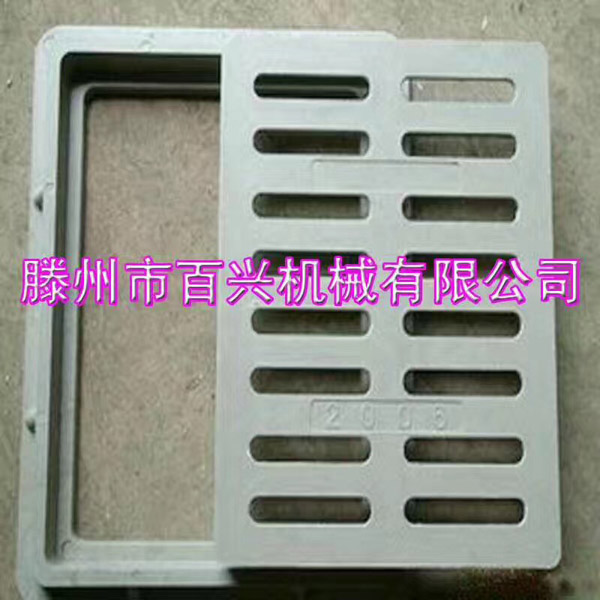 百興315噸漏糞板液壓機(jī)實圖拍攝